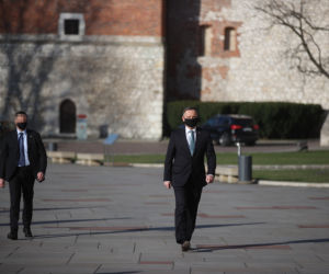 Wzruszające przemówienie Dudy na Wawelu. Można dostrzec sens w bólu osieroconych dzieci