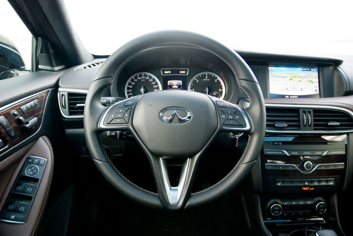 Infiniti QX30