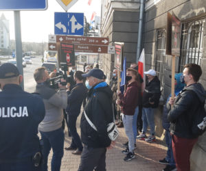 Stop podwyżkom za wodę! Uliczny protest mieszkańców Tarnowa