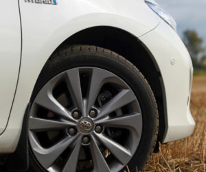 Toyota Auris Hybrid