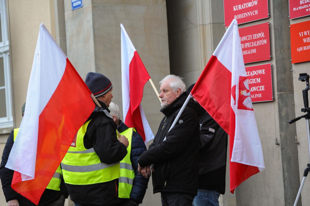   W całym kraju protesty ostrzegawcze rolników. Największy w Elblągu [ZDJĘCIA]