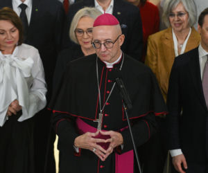 Połamali się opłatkiem w Sejmie