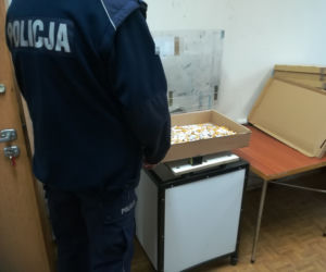Włocławek: Odkryła nielegalną fabrykę fajek. Interweniowała policja