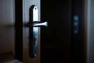 Zatrzymany na gorącym uczynku na Woli. Co jeszcze miał przy sobie 20-latek?