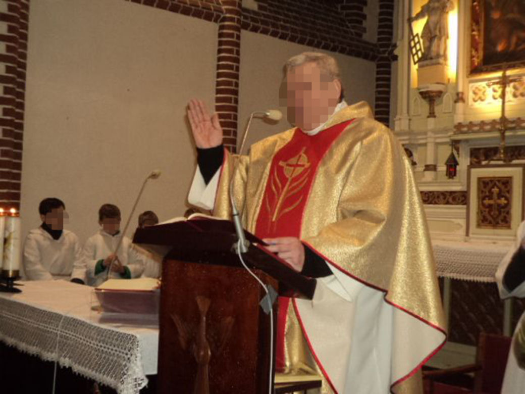 Ksiądz powiesił się w kościele