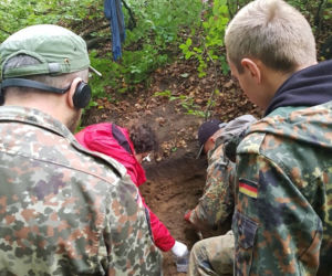 Skarb odnaleziony w lesie koło Strzelinka [ZDJĘCIA]