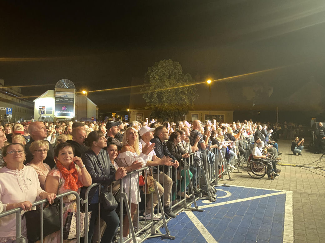  T.Love zagrał podczas Winobrania 2023 w Zielonej Górze. Zebrały się tłumy!