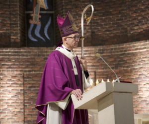 Abp Galbas pragnie pustyni w Warszawie. Mocne słowa padły z ambony