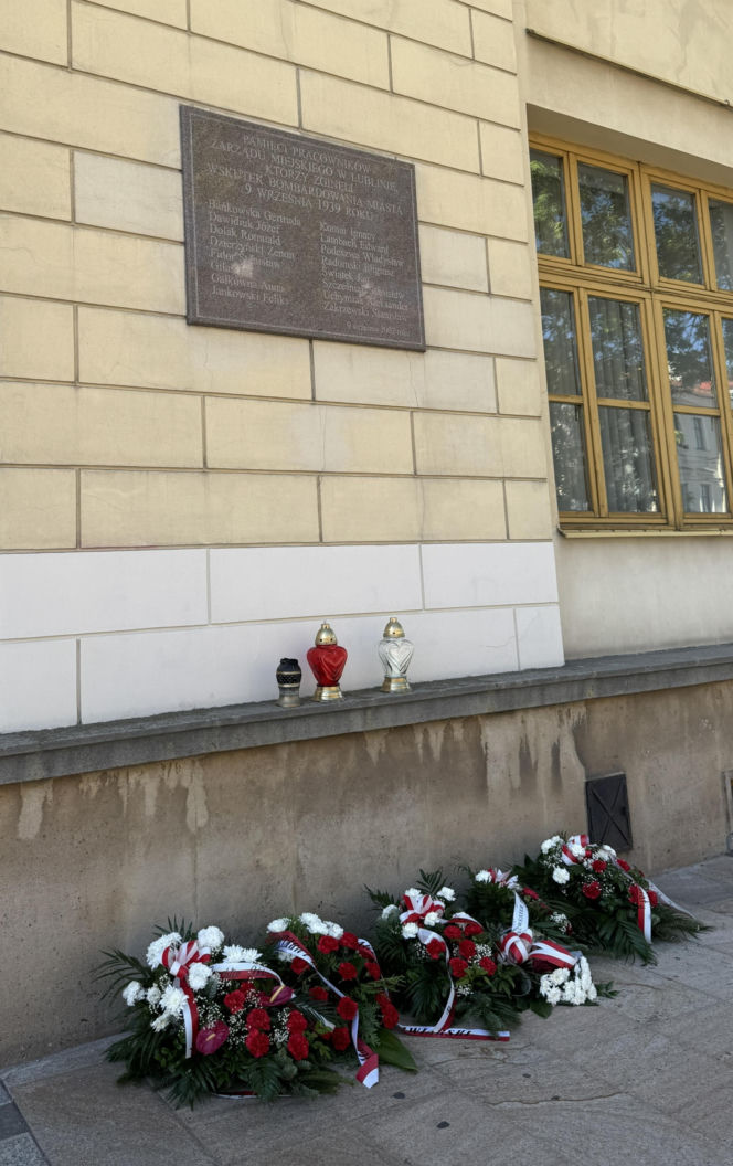 Ocalił ludzi przed eksplozją. Niezwykłe bohaterstwo woźnego z Lublina. Wyniósł bombę z Ratusza