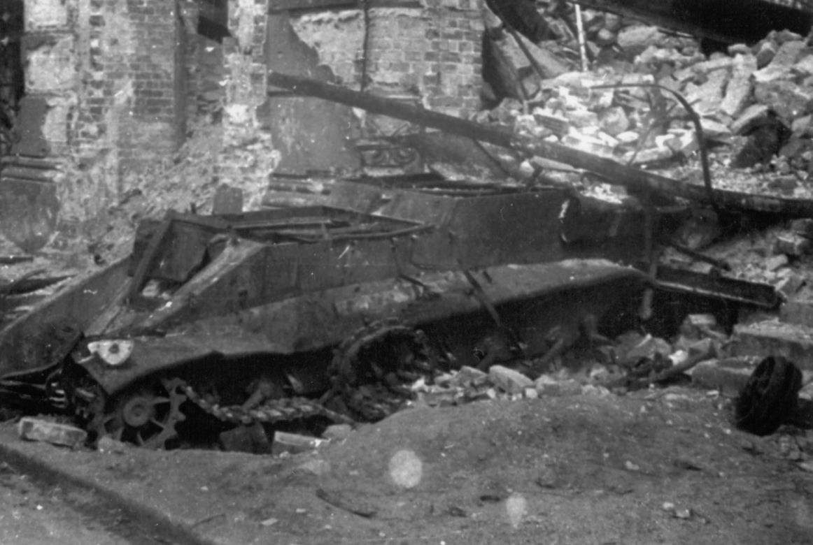 Powstaniec Zbigniew Grochowski: Fotografowałem powstanie i ruiny Warszawy