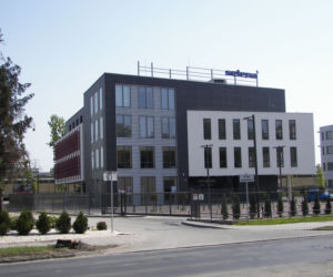Budynek handlowo–usługowy, ul. Wyścigowa 56 e 