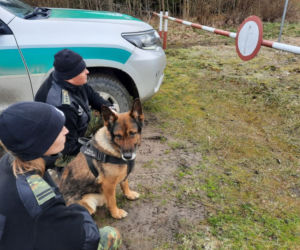 Nowi funkcjonariusze w straży granicznej. Rozpoczęli kontrole ruchu granicznego [ZDJĘCIA, WIDEO]