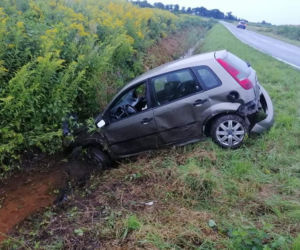 Pijany kierowca spowodował wypadek, potem rzucił się na ratowników  