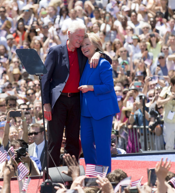 Ten hipis to Clinton