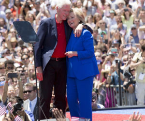 Ten hipis to Clinton