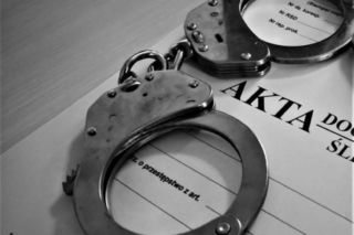 Awantura w Zambrowie. 27-latek miał nóż i groził podpaleniem budynku