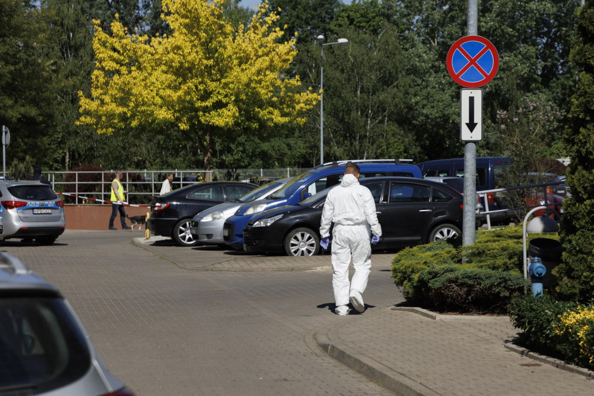 Strzały we Wrocławiu. Dwie osoby nie żyją. To tutaj doszło do dramatu - zdjęcia z miejsca zdarzenia.