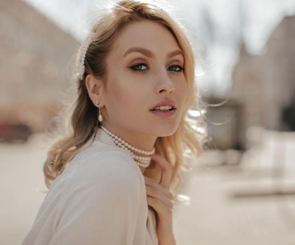 To żeńskie imię oznacza perłę. Niegdyś było niezwykle popularne, dziś odchodzi w zapomnienie