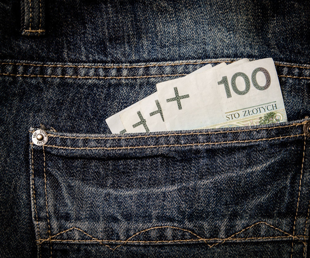 Dobra wiadomość dla osób korzystający z 500 plus. Świadczenia będą wypłacone jeszcze przed Świętami