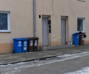 Tragedia w Chełmnie! Matka i trójka dzieci nie żyją po zatruciu czadem