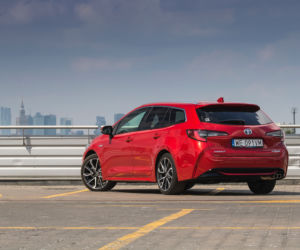 Toyota Corolla Touring Sports 2.0 Hybrid Dynamic Force 180 KM e-CVT Executive