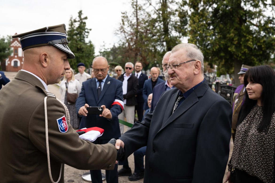 Po 80 latach doczekał się godnego pochówku. „Sosna” spoczął wśród żołnierzy niezłomnych w Bydgoszczy