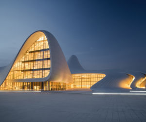 Heydar Aliyev Centre. Zaha Hadid zaprojektowała centrum kultury w Azerbejdżanie