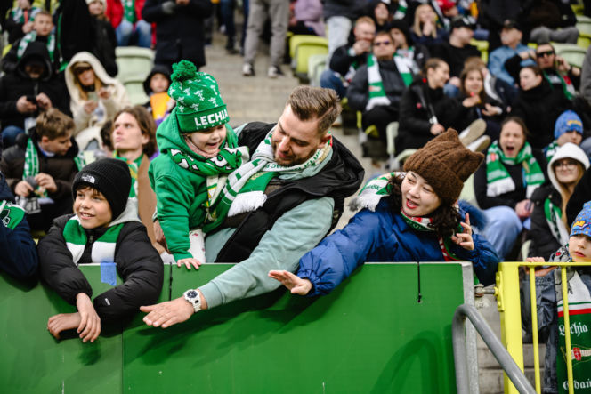 Lechia Gdańsk - Raków Częstochowa; Zdjęcia kibiców z meczu 30. kolejki PKO BP Ekstraklasy