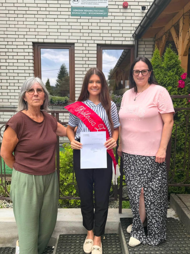 Królowa ZPPA Natalia Król przekazała potrzebującym fundusze z balu