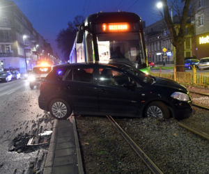Szczecin: Zderzenie auta z tramwajem