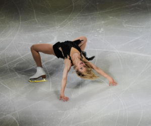 Amber Glenn zdobyła złoto dla USA, musiała zrezygnowac z mediów przez fanatyków Trumpa