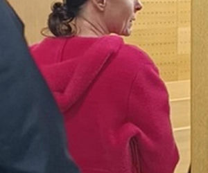 Wyrodna matka zgotowała Julce piekło. Latami wypalała jej kwasem rany na skórze!