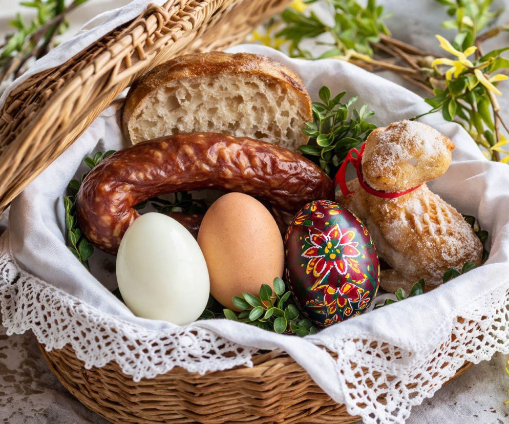 Jajka w święconce: obrane czy w skorupkach? Wybór nie jest oczywisty