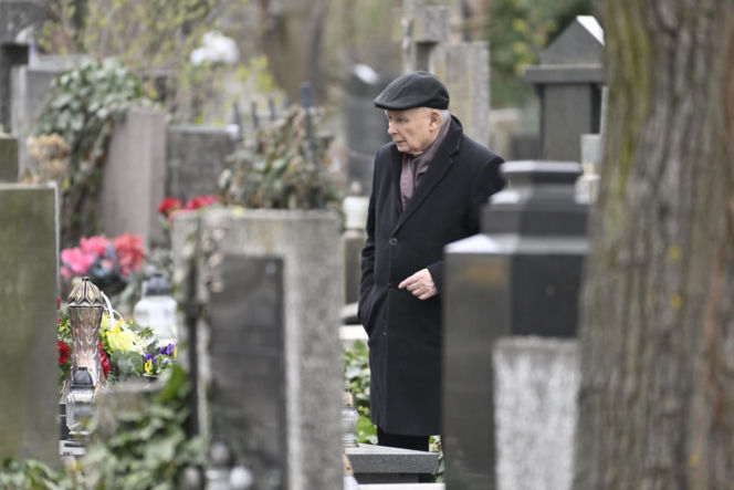 Tak Jarosław Kaczyński spędził Wielką Sobotę