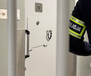 Znęcał się nad żoną i córką. Sam wezwał policję