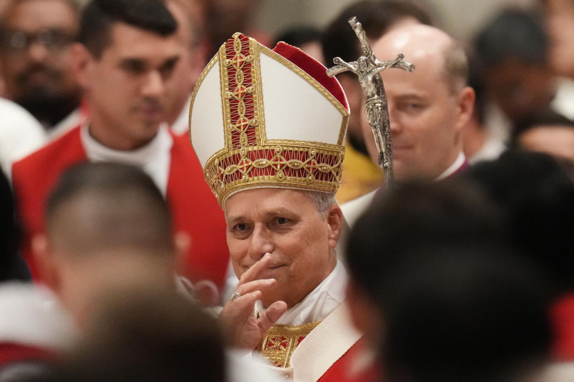 Papież Leon XIV w szpitalu z guzem płuca! Podano ważną datę