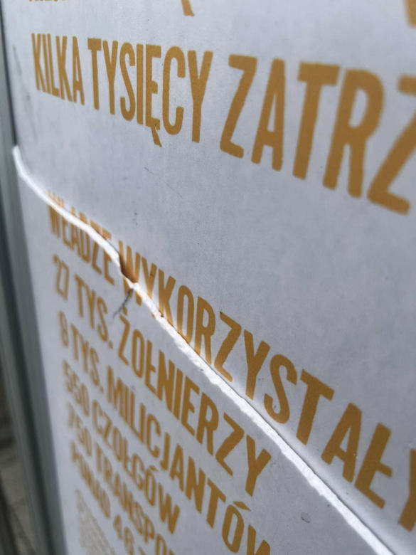 Zniszczone dwie wystawy IPN w Gdańsku