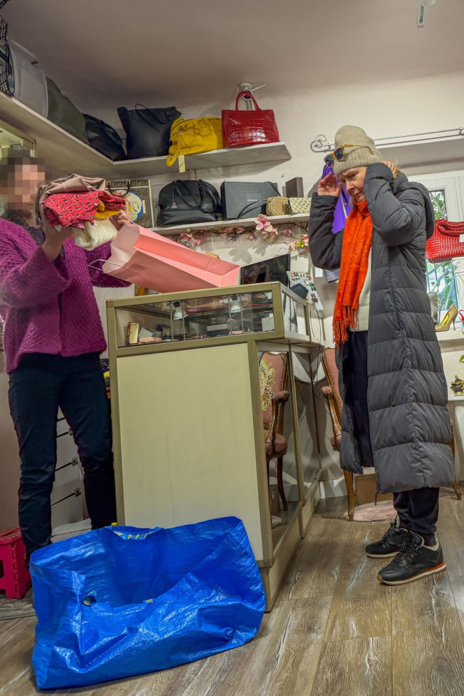 Barbara Bursztynowicz ubiera się w komisie