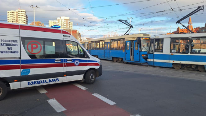 Zderzenie tramwajów we Wrocławiu. Miasto stanęło w korkach