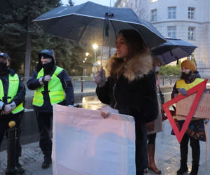 Lempart pogoniła Schreiber: Jestem lesbijką, ona homofobką. Nie podam jej ręki