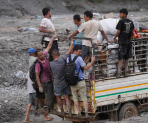 Nepal/ Już 903 ofiary śmiertelne powodzi błyskawicznej; gwałtowny wzrost liczby zaginionych