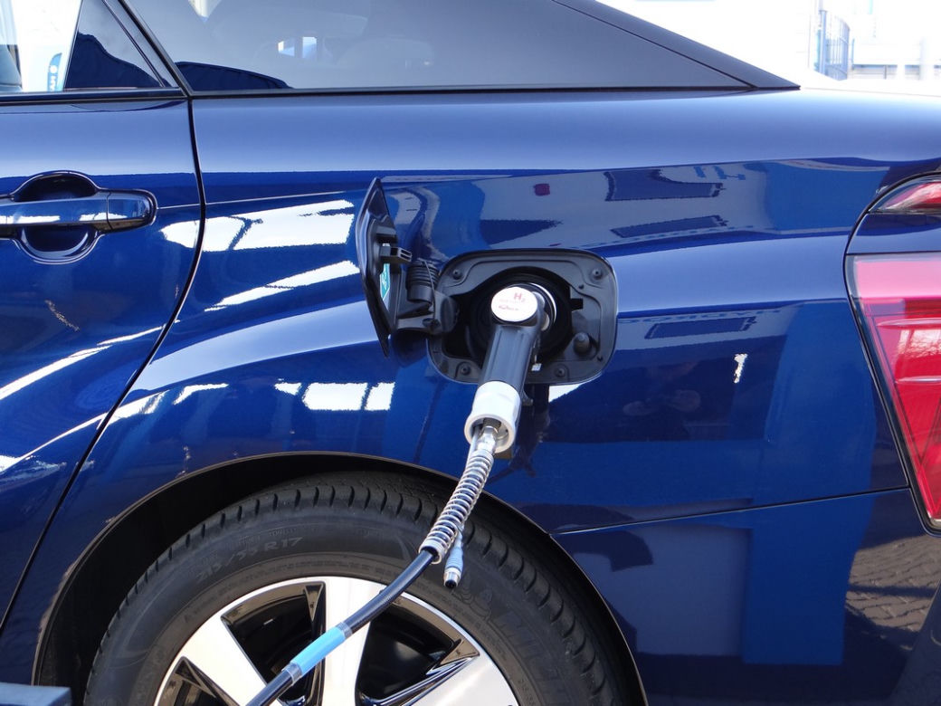 Toyota Mirai 2015
