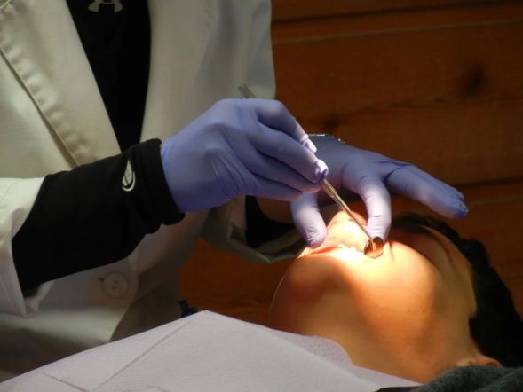 Dentysta