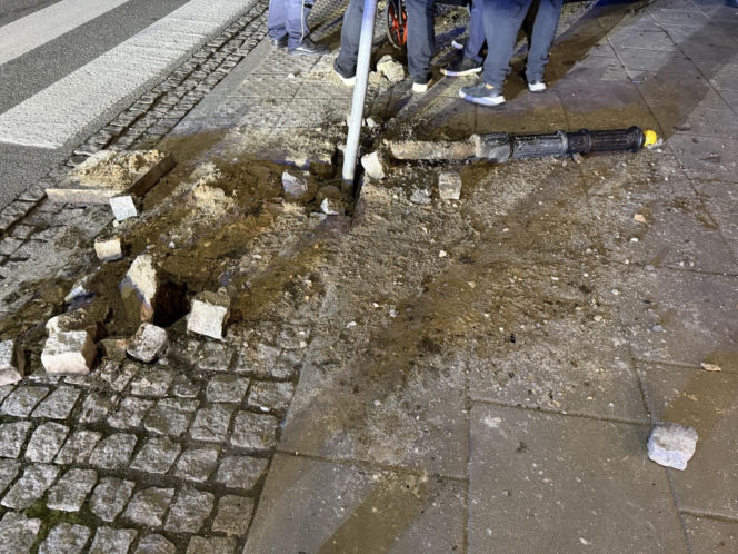 Obywatel Rosji driftował po Placu Zbawiciela