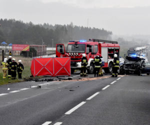 Koszmarny wypadek na DK3 pod Wolinem. Nie żyje młody mężczyzna