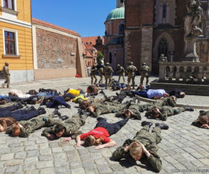 Brawurowa akcja kontrterrorystów na Ostrowie Tumskim. Odbijali zakładników z katedry 