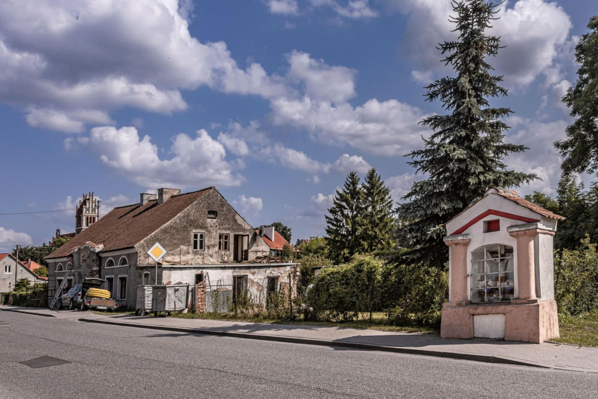 Miasteczko ze "Wzgórza psów" naprawdę istnieje. Co o nim wiadomo? 