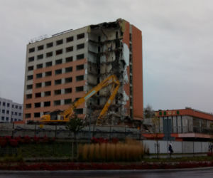 Olsztyn. Rozbiórka hotelu widmo