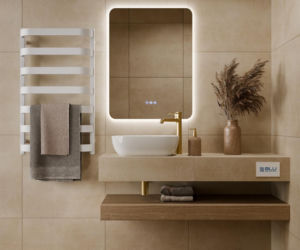 Grzejnik łazienkowy: jak dobrać moc do metrażu i temperatury w łazience (żeby nie było zimno po kąpieli)