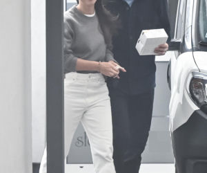 Marcin Mroczek z dziewczyną w cukierni